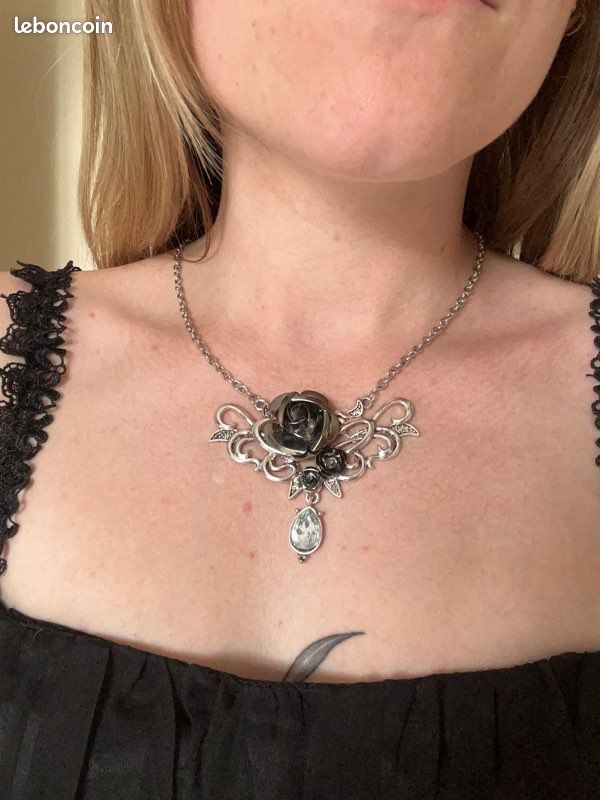 Collier bacchanal rose alchemy gothic (image 1)