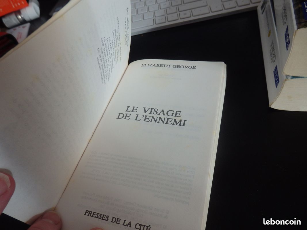Le visage de l ennemi livre policier (image 3)