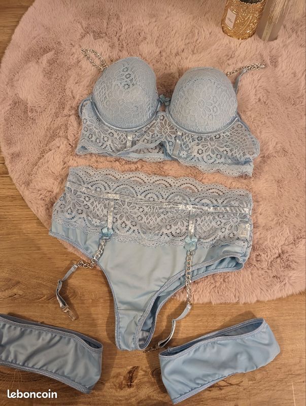Ensemble lingerie (image 1)