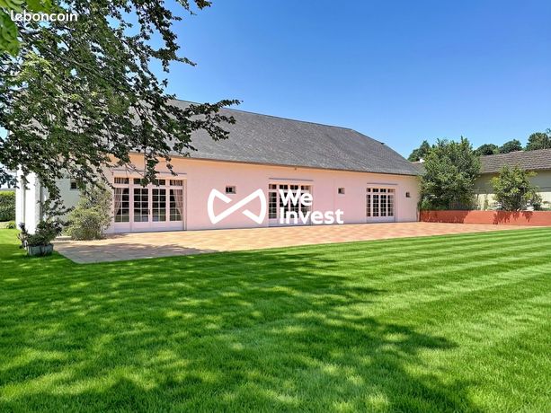 Maison 12 pièces 870 m²