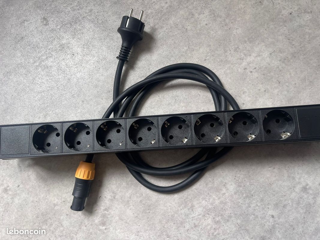 Multiprise rack Adam Hall 87471T (image 2)