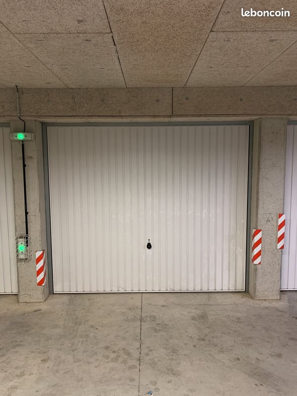 Parking 14 m² · à Mittelhausbergen · 14 m² · 18 000 €