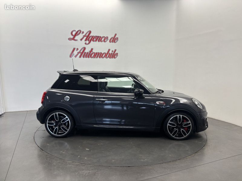 Mini MINI Mini III 2.0 i turbo 231 ch John Cooper Works /GPS / Caméra / Radar / Toit ouvr (image 11)