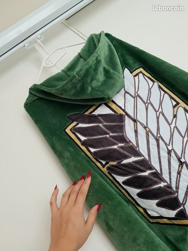 Enorme plaid cape 110 x 160cm NEUF, manga shingeki no kyojin snk attaque titans (image 4)