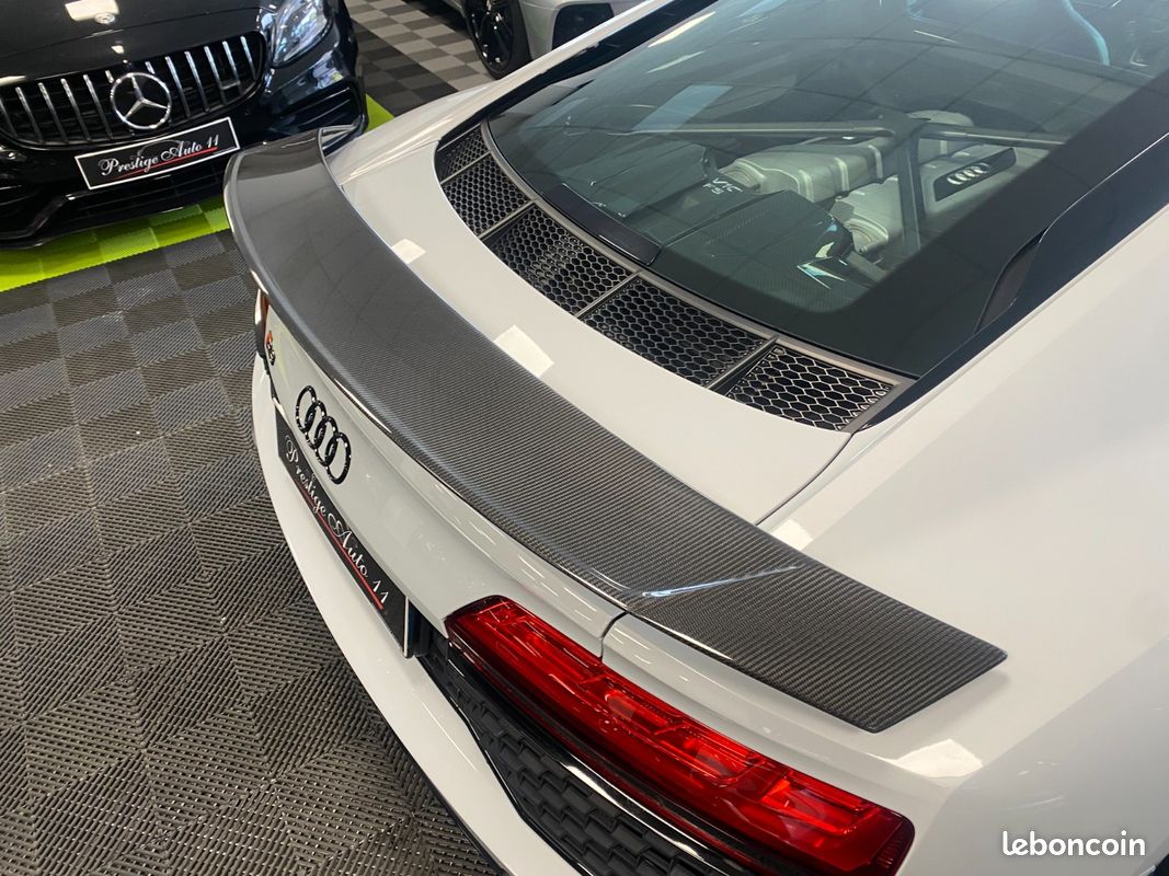 Audi R8 620 CV V10 Performance LOA 1 299 Euros Par mois Sièges Recaro Carbon Interieur et Moteur Gris Suzuka V 10 (image 28)