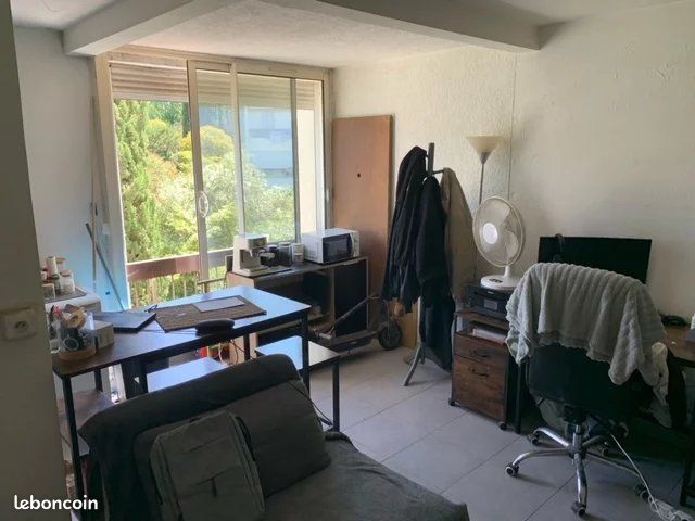 Studio 1 pièce 25 m² (image 2)