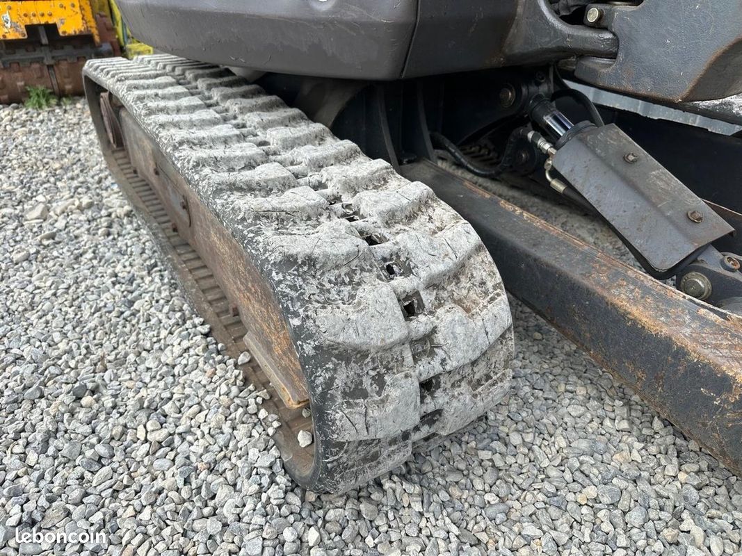 Bobcat E26 à 18 500  HT (image 17)