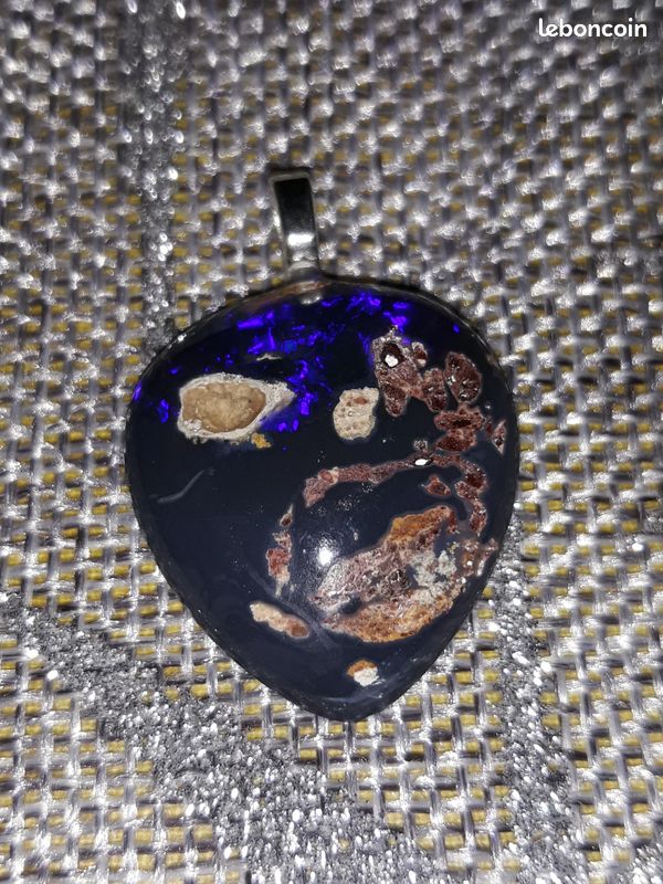 Pendentif en opale véritable bleu nuit (image 2)