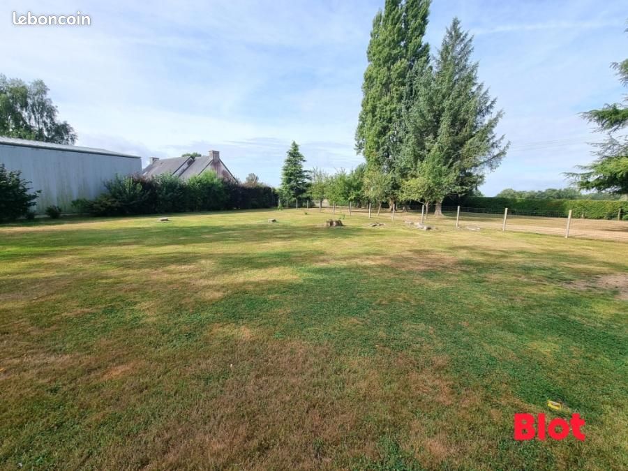 Terrain 688 m² · à Melesse · 137 500 €