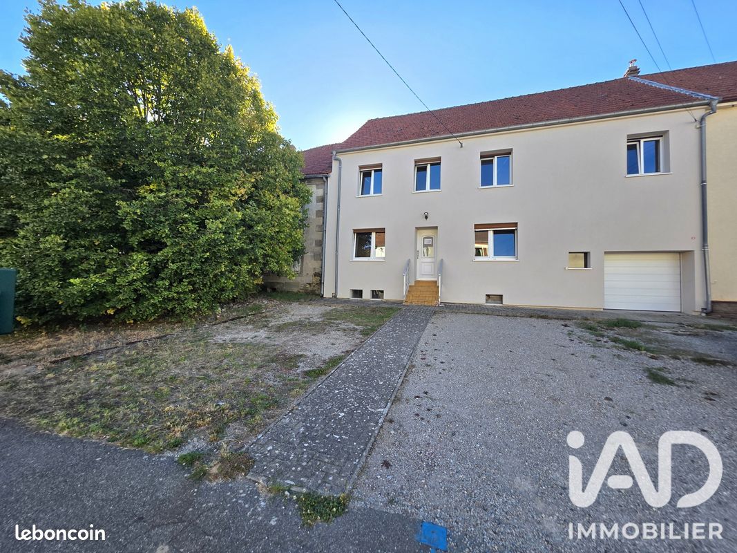 Maison 6 pièces 147 m² · à Hilsprich · 147 m² · 139 000 €