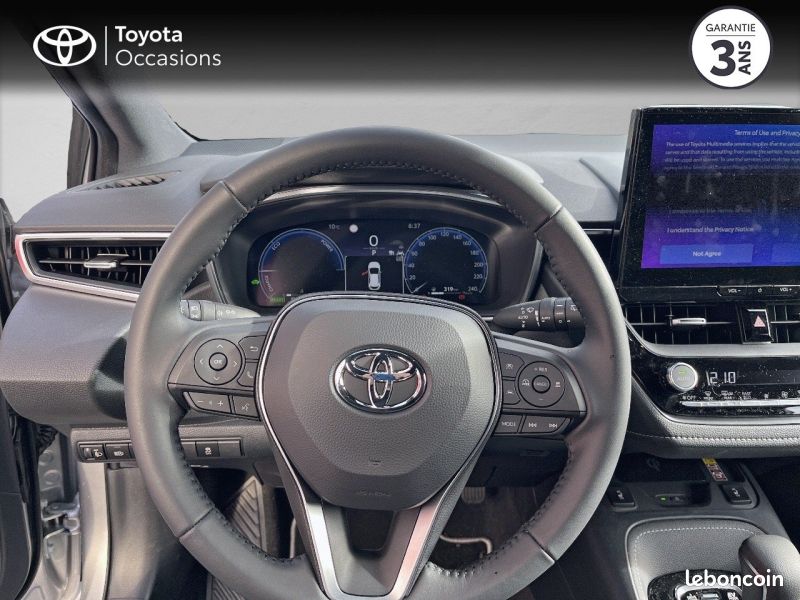 Toyota Corolla 1.8 140ch Design Pack Confort (image 9)