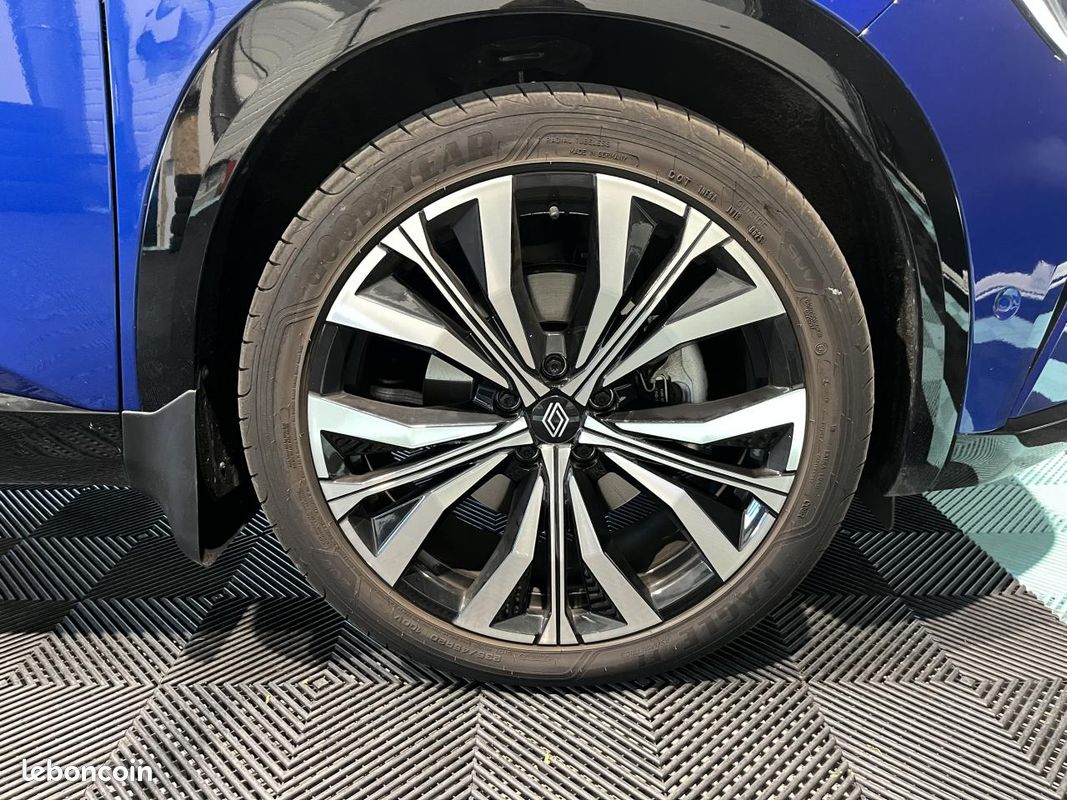 RENAULT AUSTRAL 1.2 E-Tech Hybride - 200CH - CAMÉRA 360° - SIÈGES CHAUFFANTS - BAVETTES (image 30)