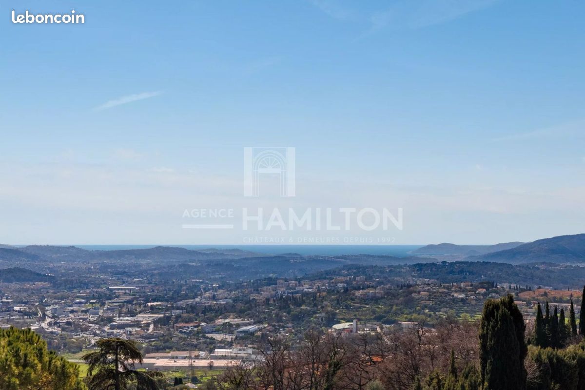 Appartement 4 pièces 139 m² · à Grasse · 139 m² · 575 000 €