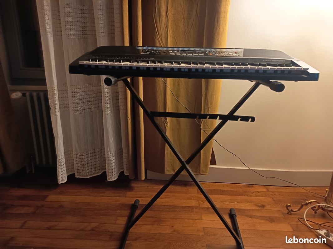 Casio CT-390 Vintage Keyboard Stand Parfait état, fonctionne