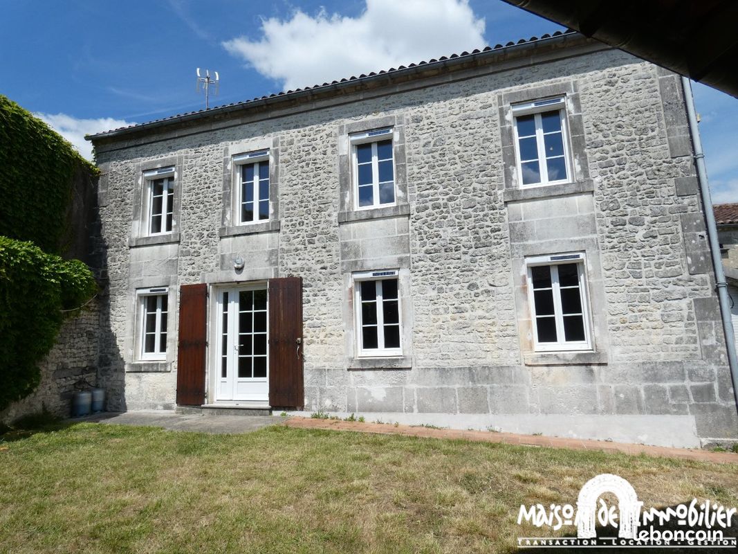 Maison 4 pièces 123 m² · à Segonzac · 123 m² · 171 200 €