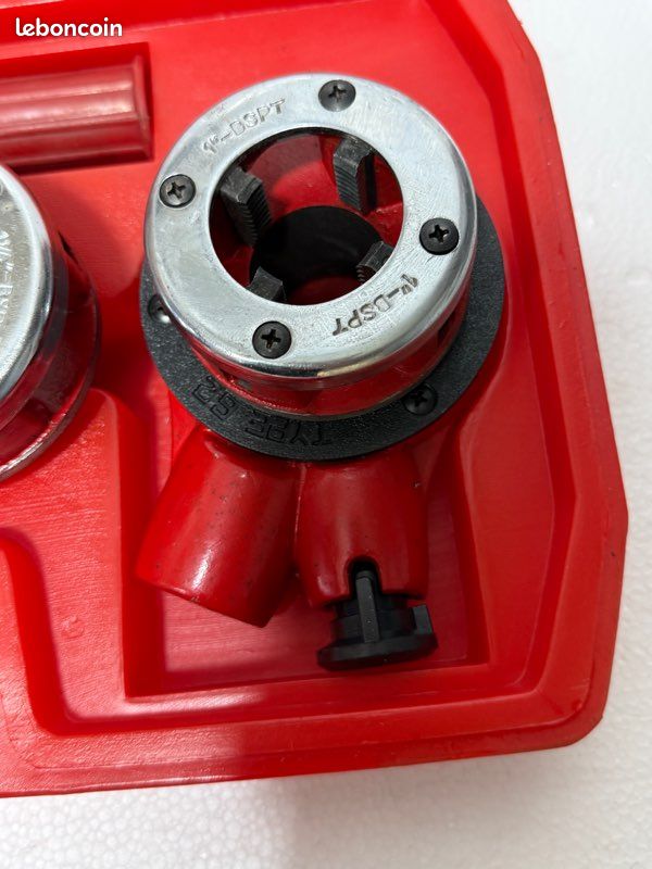 Coffret fileuse tube acier extérieur (image 5)