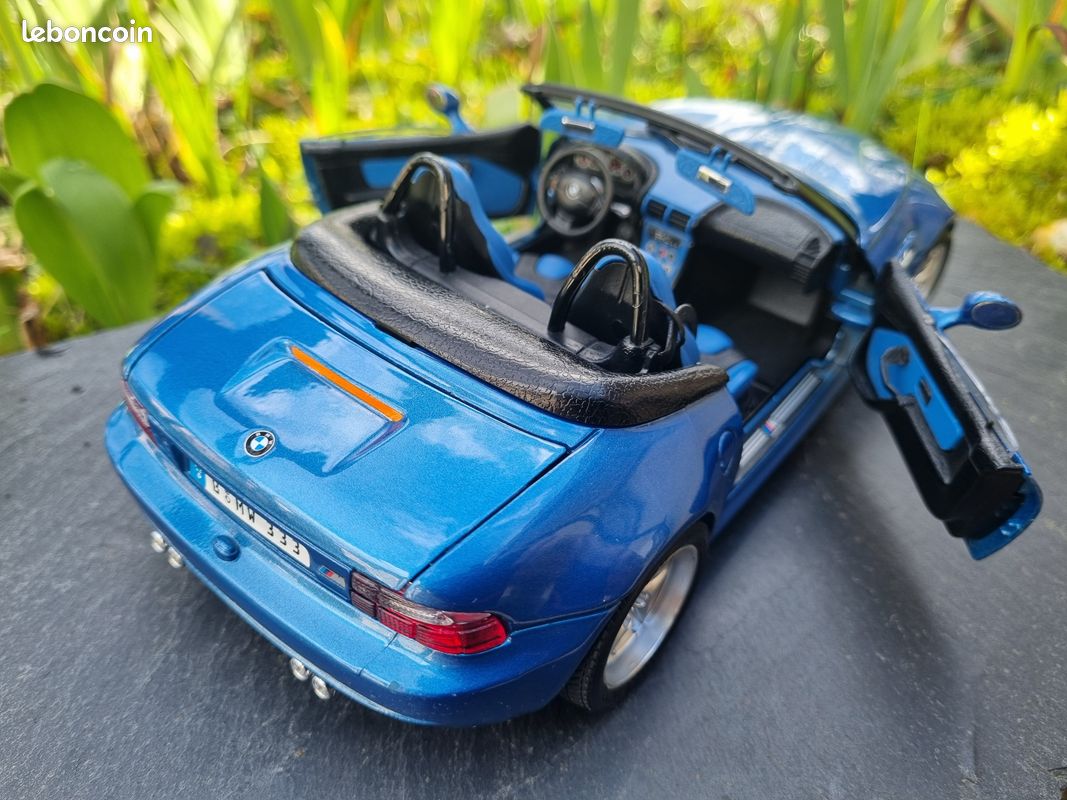 Burago BMW Z3 M Roadster 1996 - 1/18 - Bleu Cabriolet - Miniature Collection - Sans Boîte
