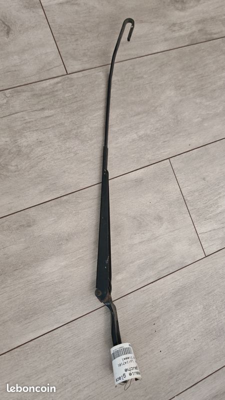 Bras essuie glace gauche golf 4 (image 1)