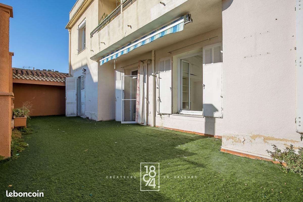 Appartement 5 pièces 144 m² · à Marseille · 144 m² · 390 000 €