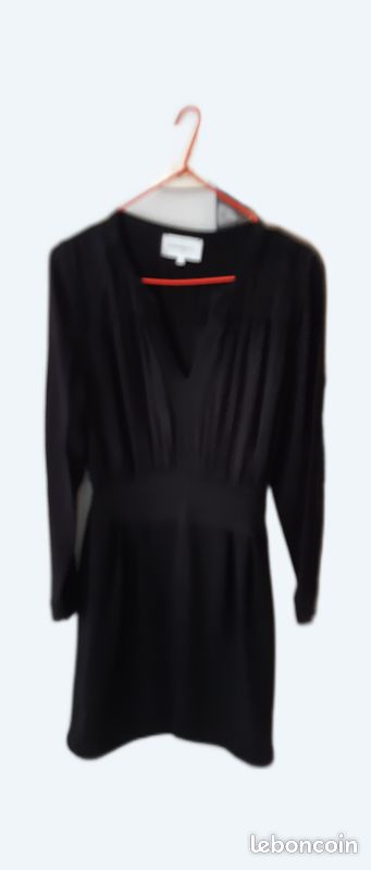 Robe noir (image 1)