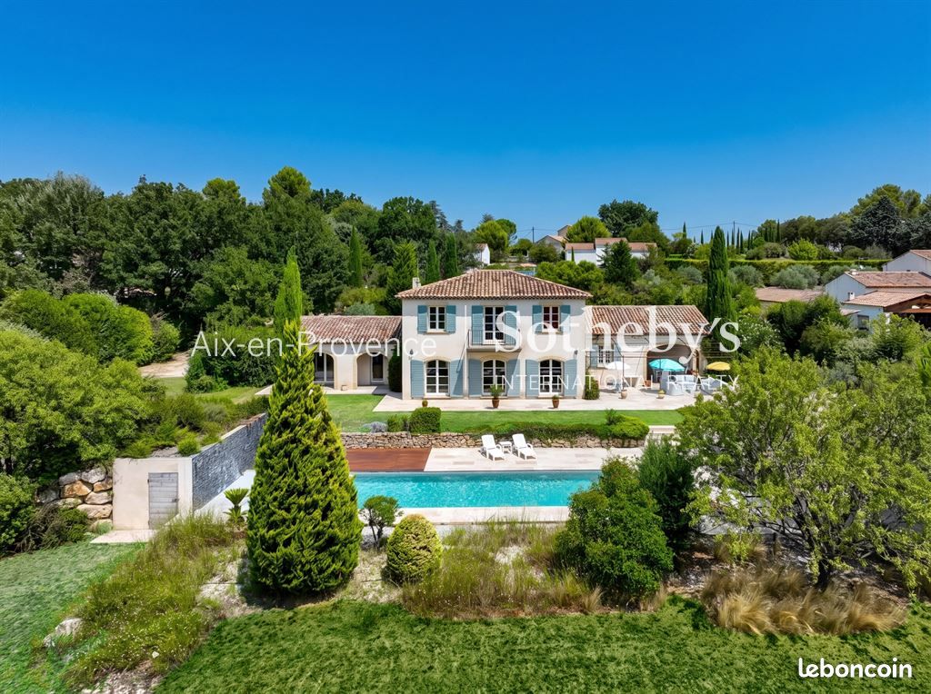 Maison 8 pièces 250 m² · à Aix-en-Provence · 250 m² · 1 827 000 €