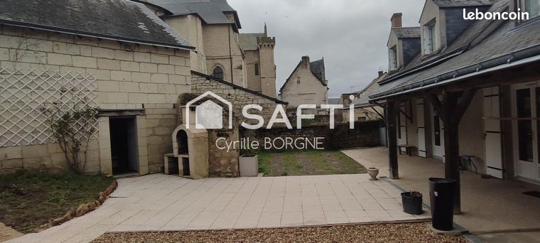Maison 11 pièces 258 m²