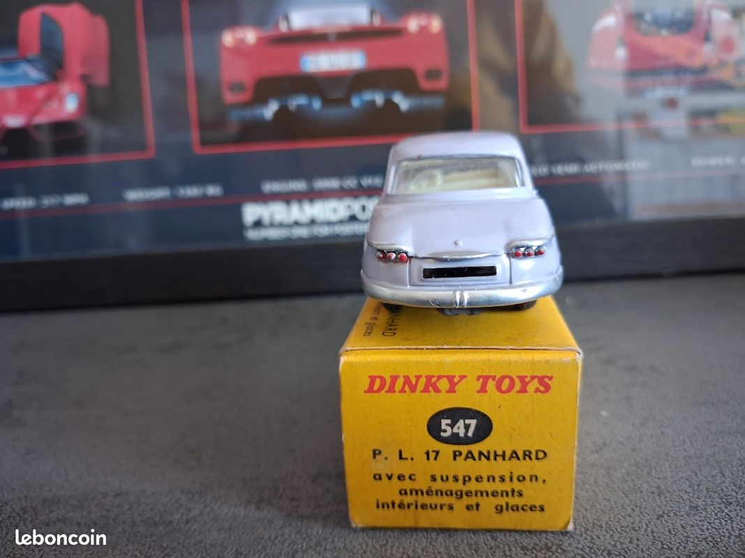 Miniature Panhard PL 17 Minialuxe échelle 1:43 - Métal - État Neuf Dans Sa Boîte
