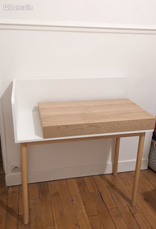 Bureau Bois/Blanc (image 1)