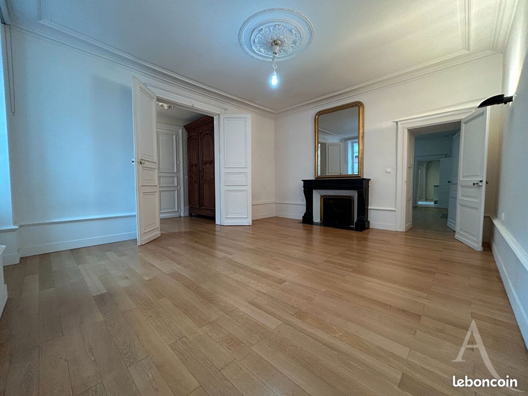 Appartement 4 pièces 84 m² · à Bourges · 84 m² · 840 €/mois