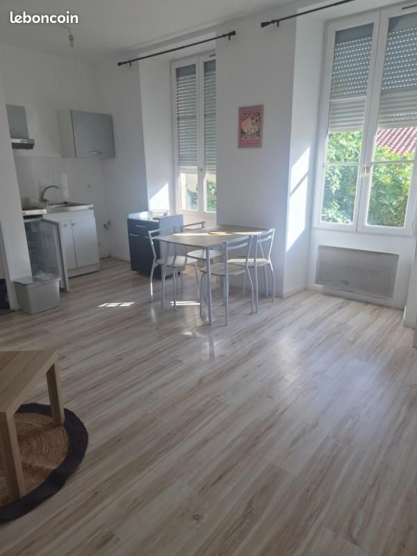 Appartement 1 pièce 23 m² · à Angoulême · 23 m² · 395 €