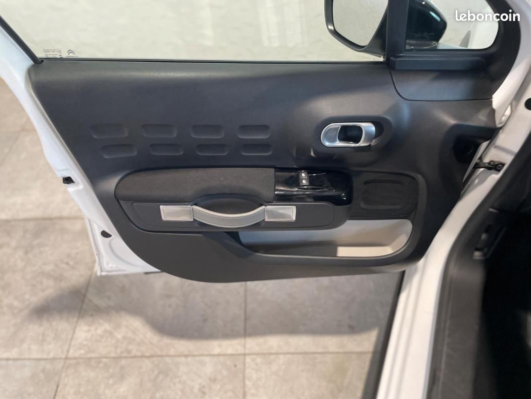 Citroën C3 SOCIETE BLUEHDI 100 S&S BVM6 FEEL BUSINESS R (image 24)