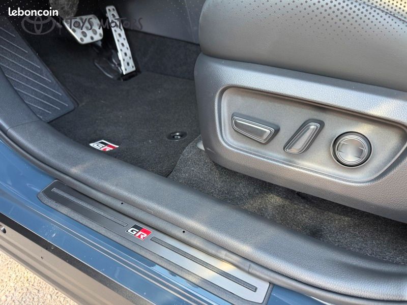 Toyota RAV4 Hybride AWD 191ch GR Sport NG HYBRID A (image 17)