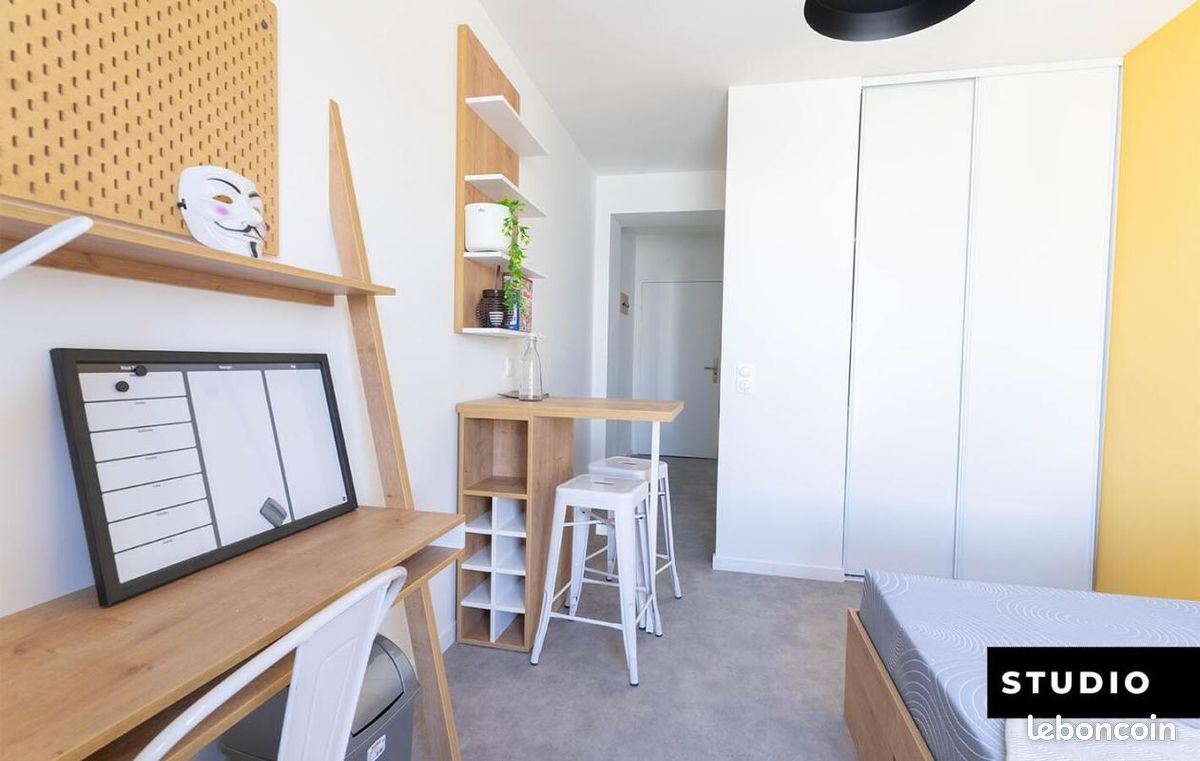 Appartement 1 pièce 17 m² · à Palaiseau · 17 m² · 840 €/mois