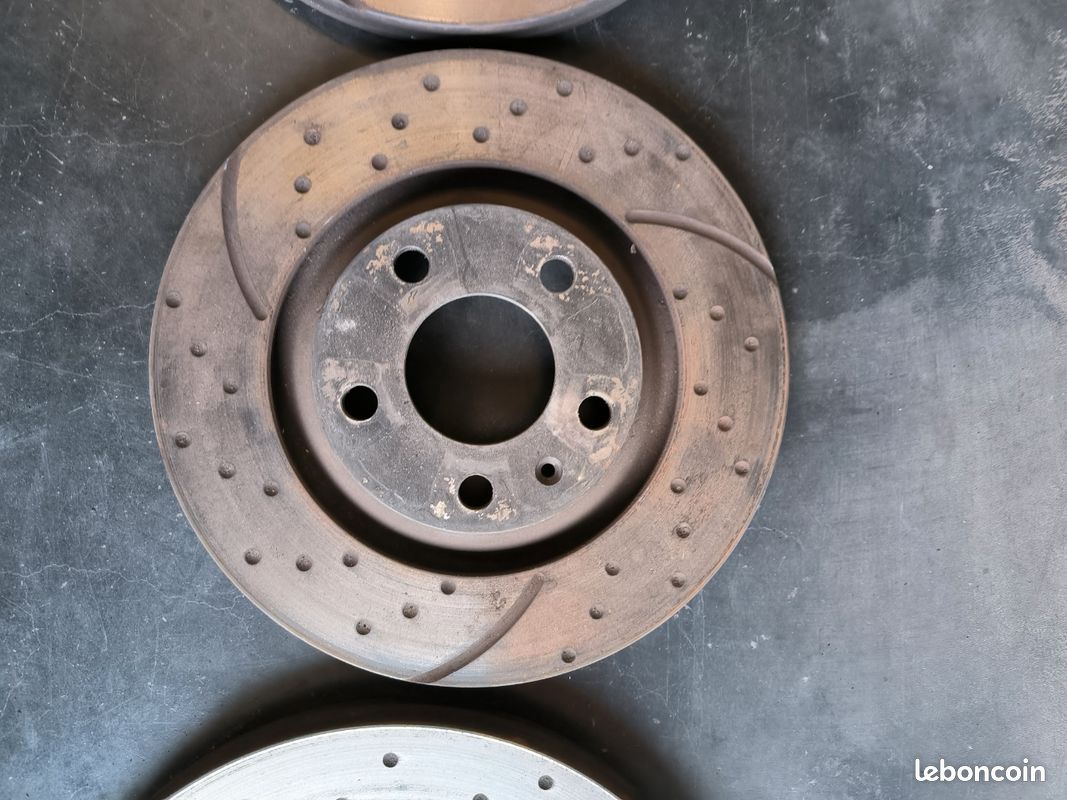 Disques de frein avant Audi s4 (image 2)