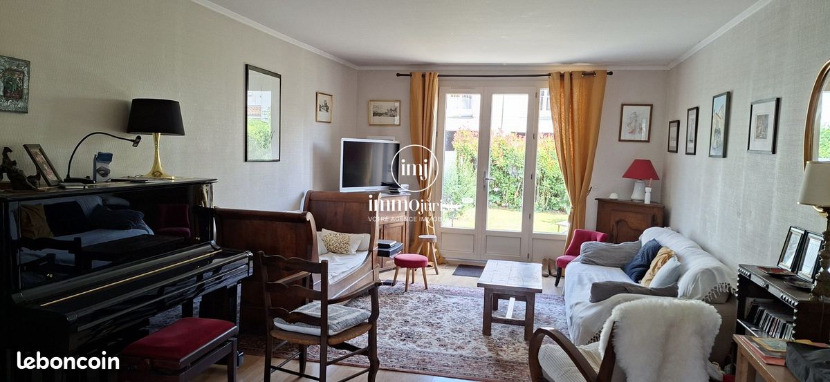 Appartement 5 pièces 128 m² · à Limoges · 128 m² · 210 000 €