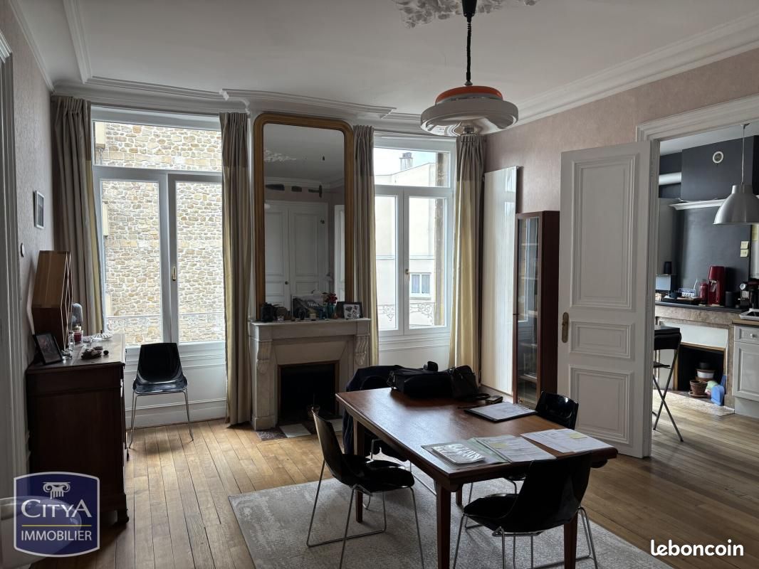 Appartement 5 pièces 139 m² · à Sedan · 139 m² · 121 000 €