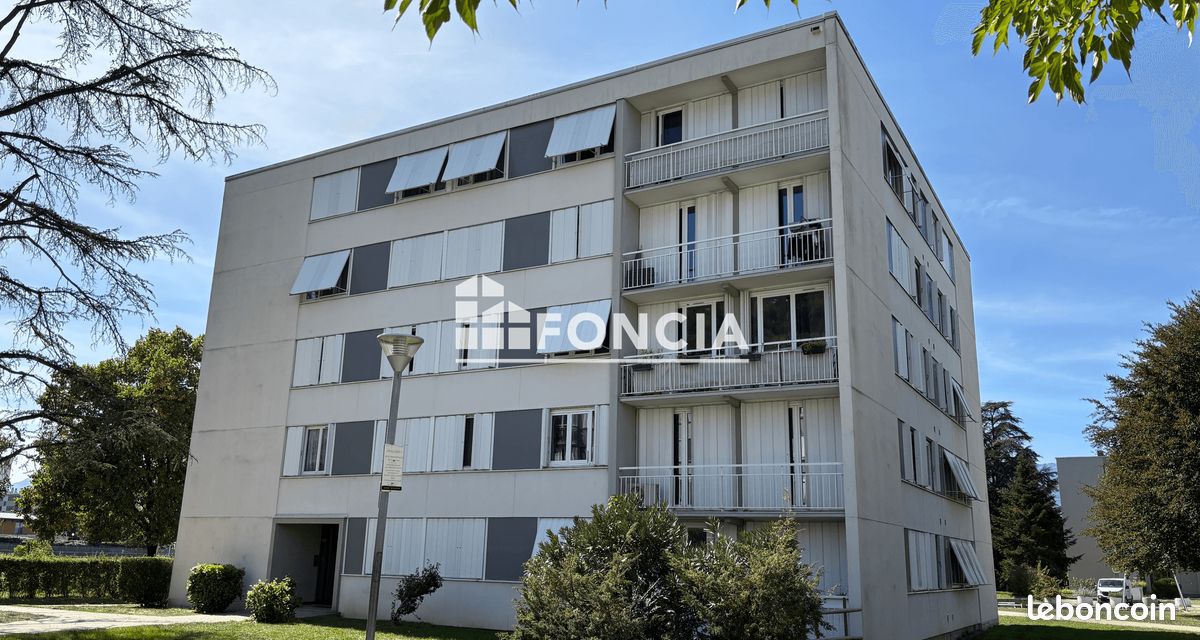 Appartement 3 pièces 69 m² · à Saint-Martin-d'Hères · 69 m² · 99 000 €