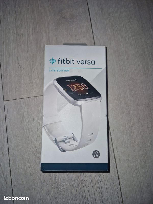 Montre connectée Fitbit versa lite édition (image 1)