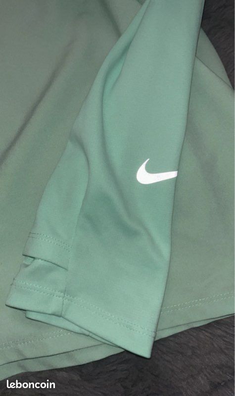 Nike running division vert (image 3)