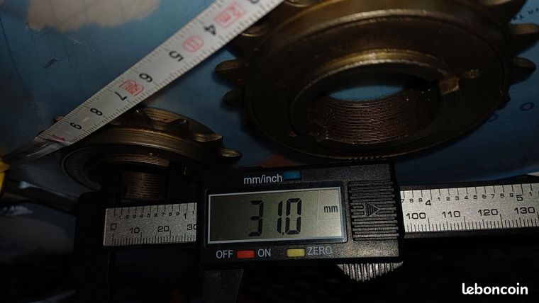 Ancien Pédalier Trois Pièces Vintage – Années 70/80 – Pour Vélo De Collection