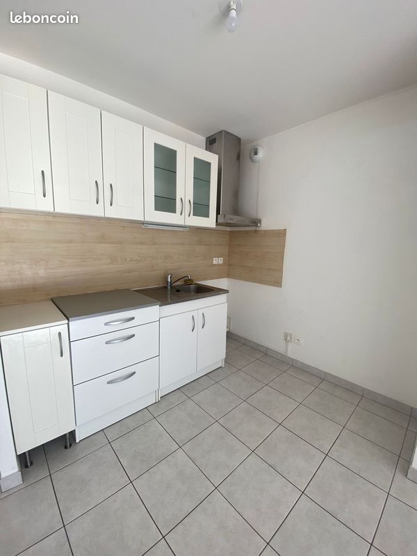 Appartement 2 pièces 43 m² · à Vaires-sur-Marne · 43 m² · 899 €/mois