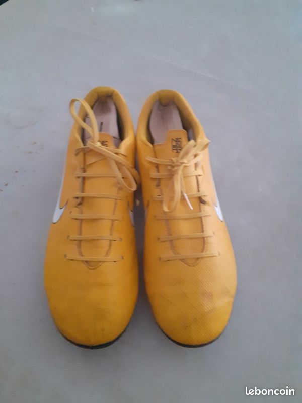 Crampon (image 1)