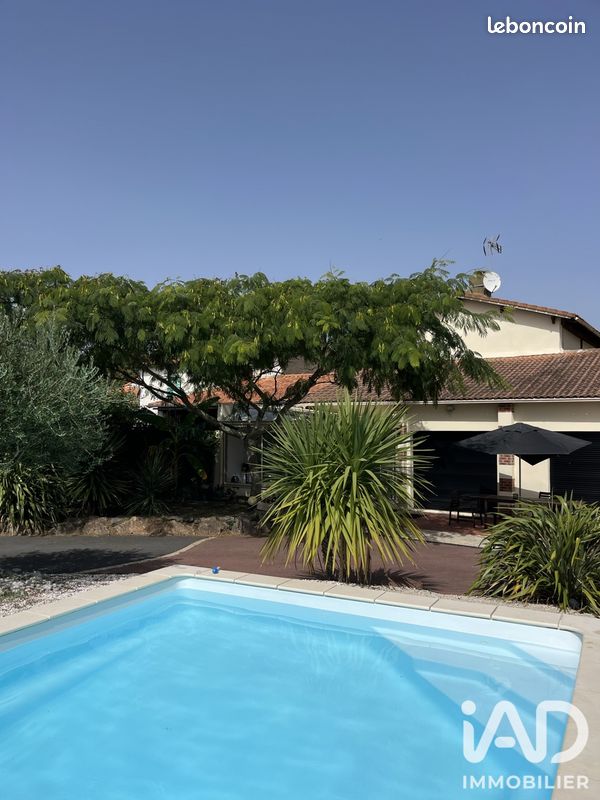 Maison 5 pièces 217 m² · à Vertou · 217 m² · 549 000 €