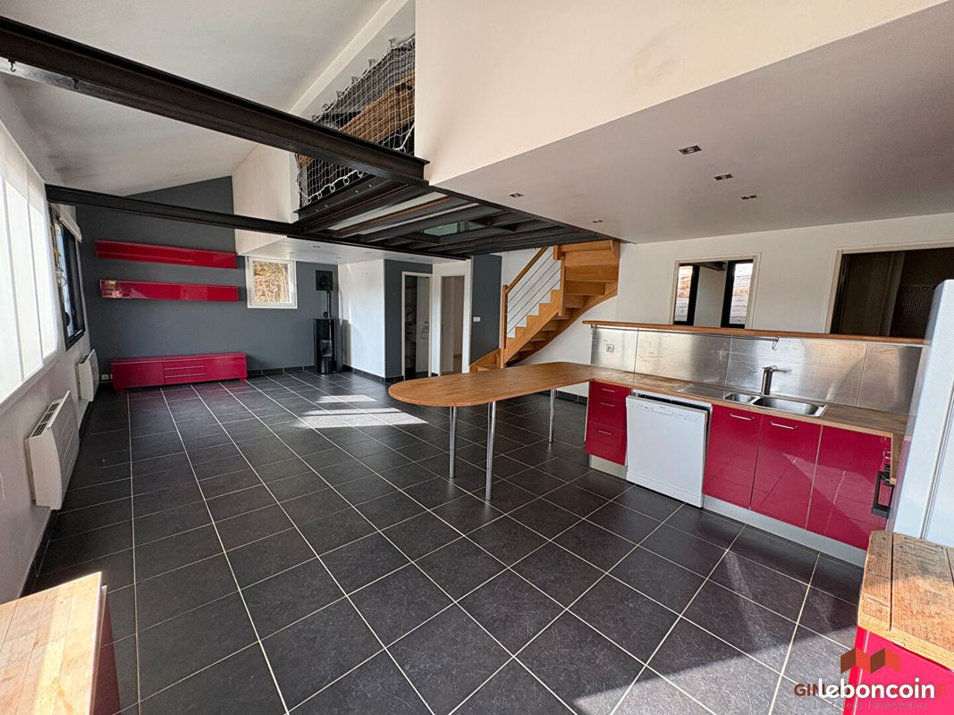 Appartement 5 pièces 103 m² · à Jouy-en-Josas · 103 m² · 1 900 €/mois
