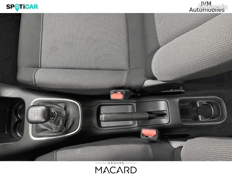 Citroen C3 1.2 PureTech 110ch S&S C-Series 120-121g (image 33)