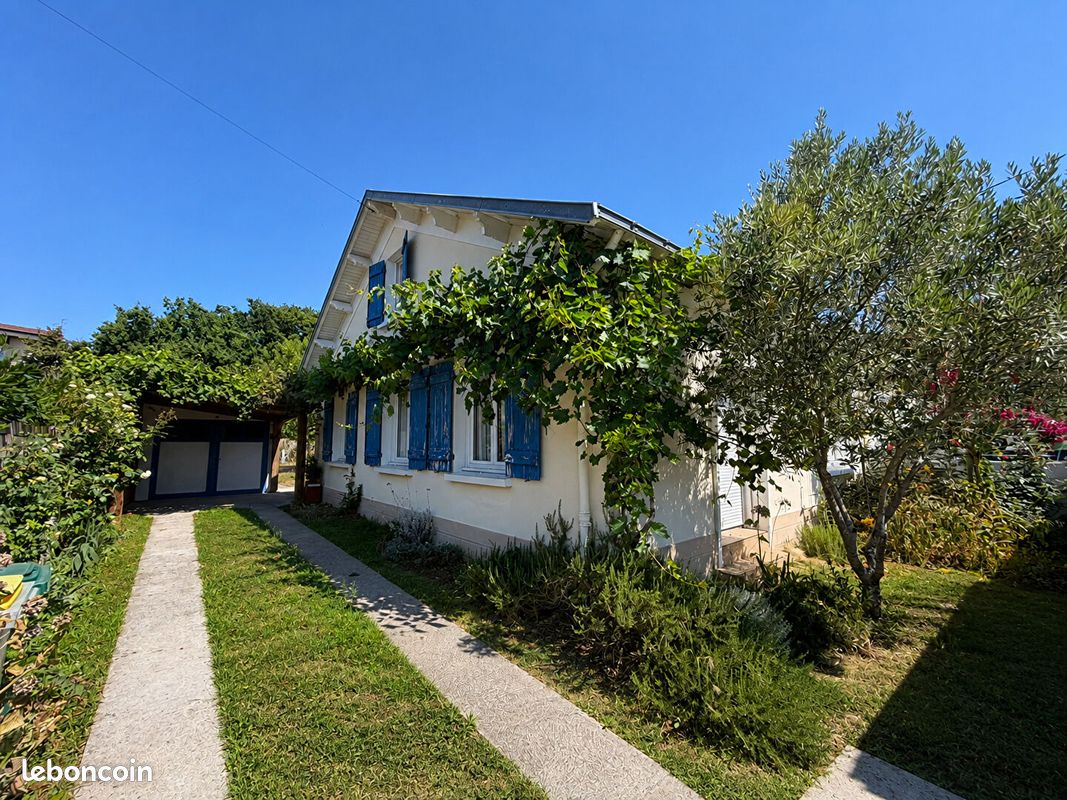 Maison 5 pièces 91 m² · à Saint-Sébastien-sur-Loire · 91 m² · 367 500 €