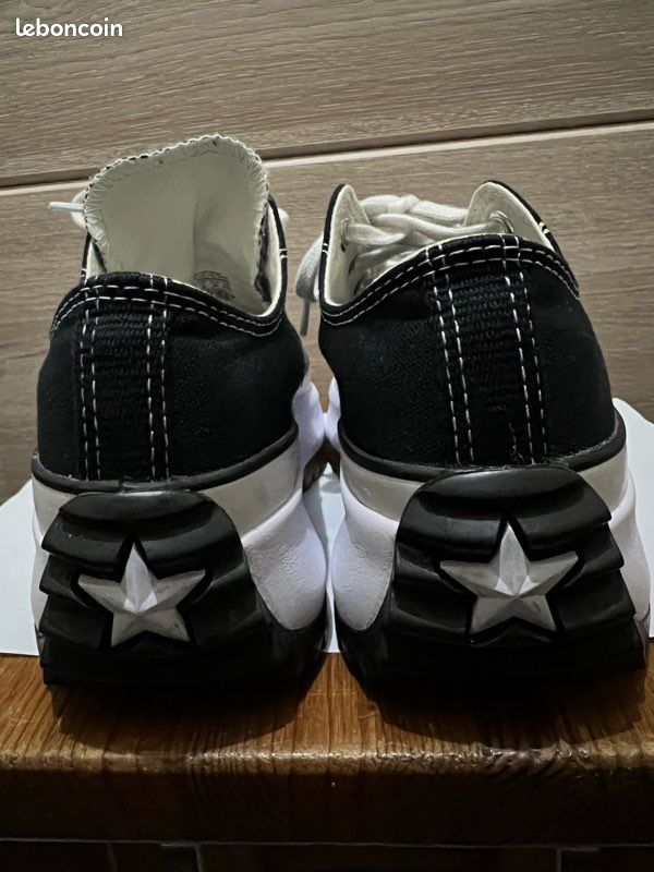 Converse plateforme basse Run Star Hike noir et blanc Chaussures