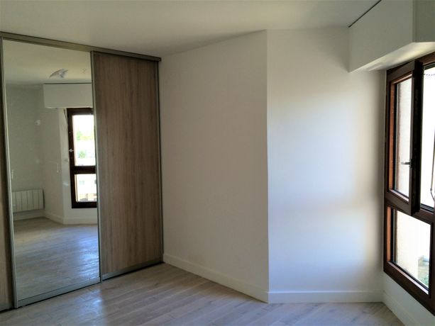 Appartement a louer puteaux - 4 pièce(s) - 95 m2 - Surfyn
