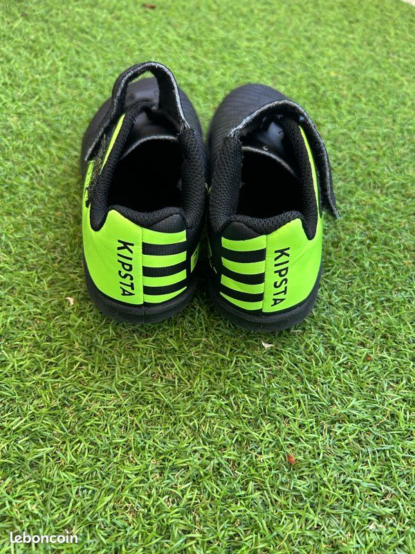 Chaussure football enfant 30 (image 1)