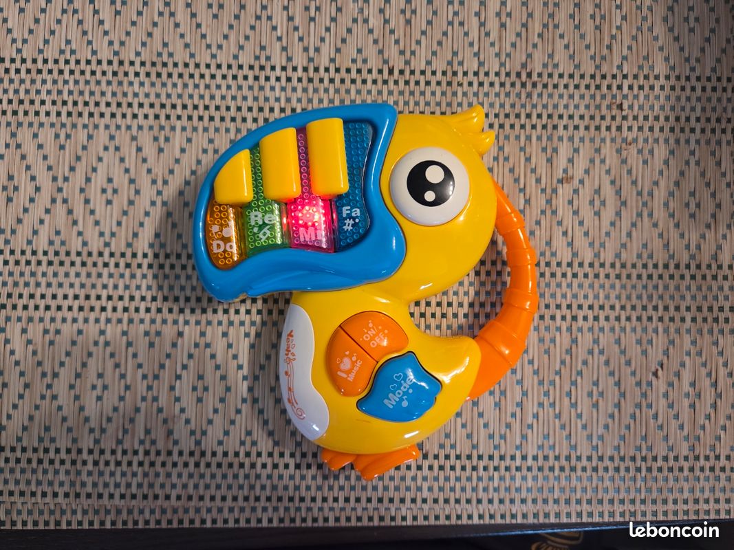 Toucan musical (image 1)